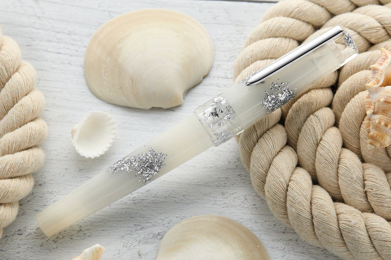 BENU Euphoria Fountain Pen - White Beach