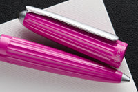 Diplomat Aero Fountain Pen - Fuchsia (Special Edition)
