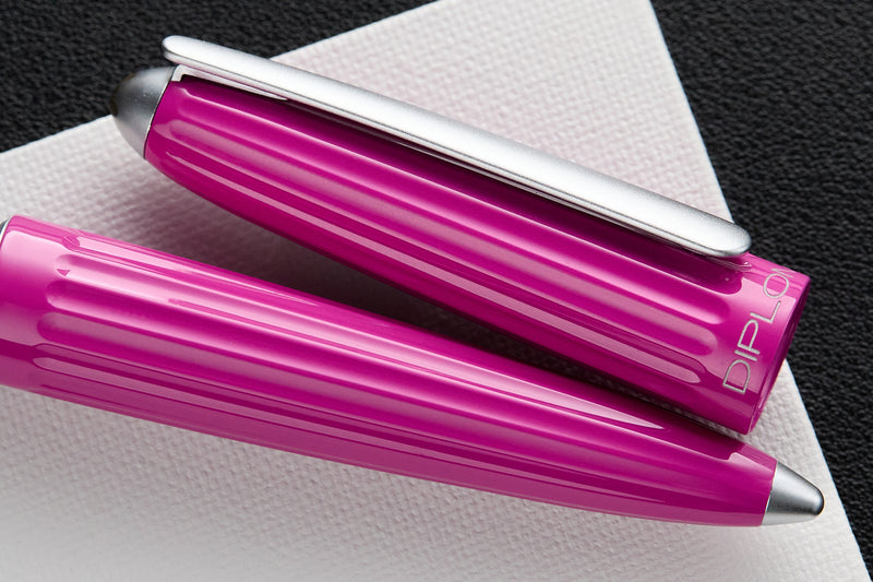 Diplomat Aero Fountain Pen - Fuchsia (Special Edition)