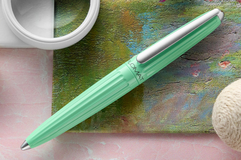 Diplomat Aero Fountain Pen - Mint (Special Edition)