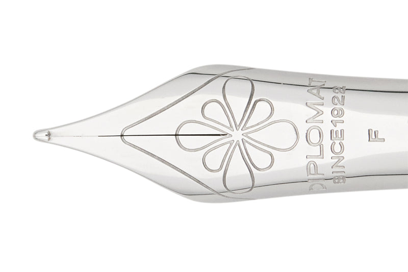 Diplomat Aero Fountain Pen - Fuchsia (Special Edition)