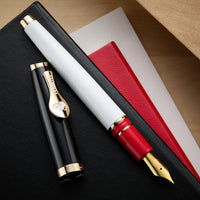 Esterbrook X Peanuts 75th Anniversary Edition Fountain Pen - Snoopy (Special Edition)