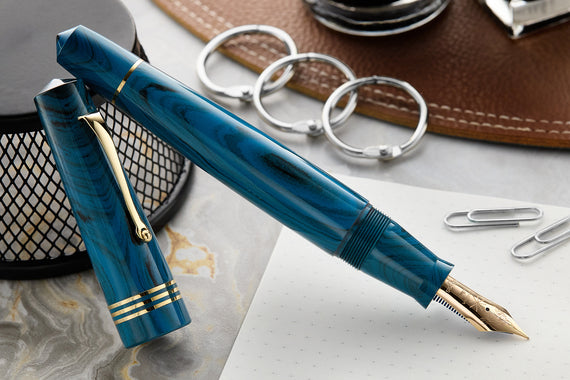 Maiora Everest Fountain Pen - Celestia
