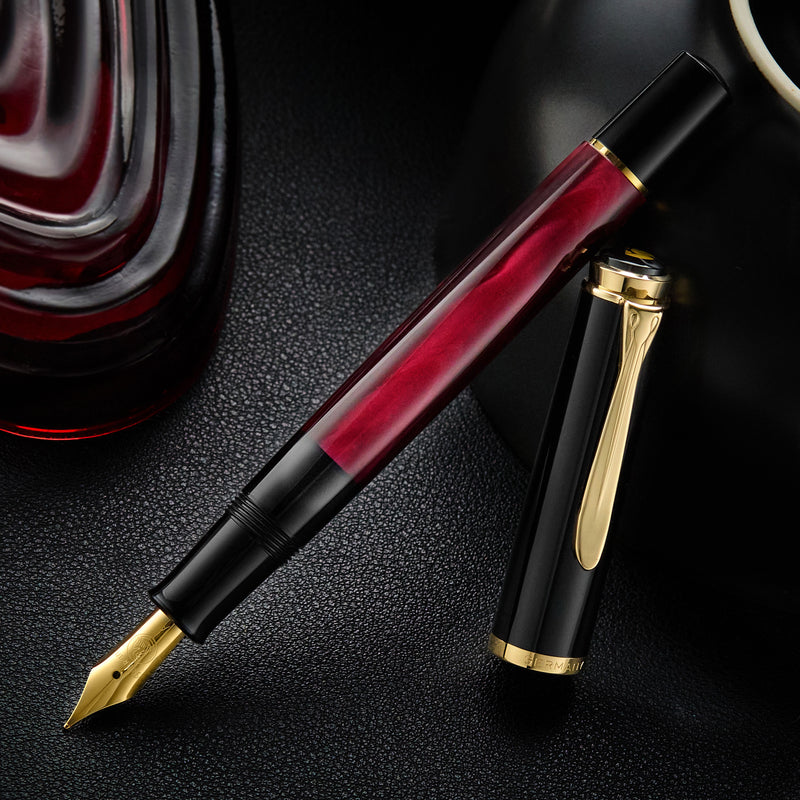 Pelikan M200 Fountain Pen - Red Marbled (Special Edition)
