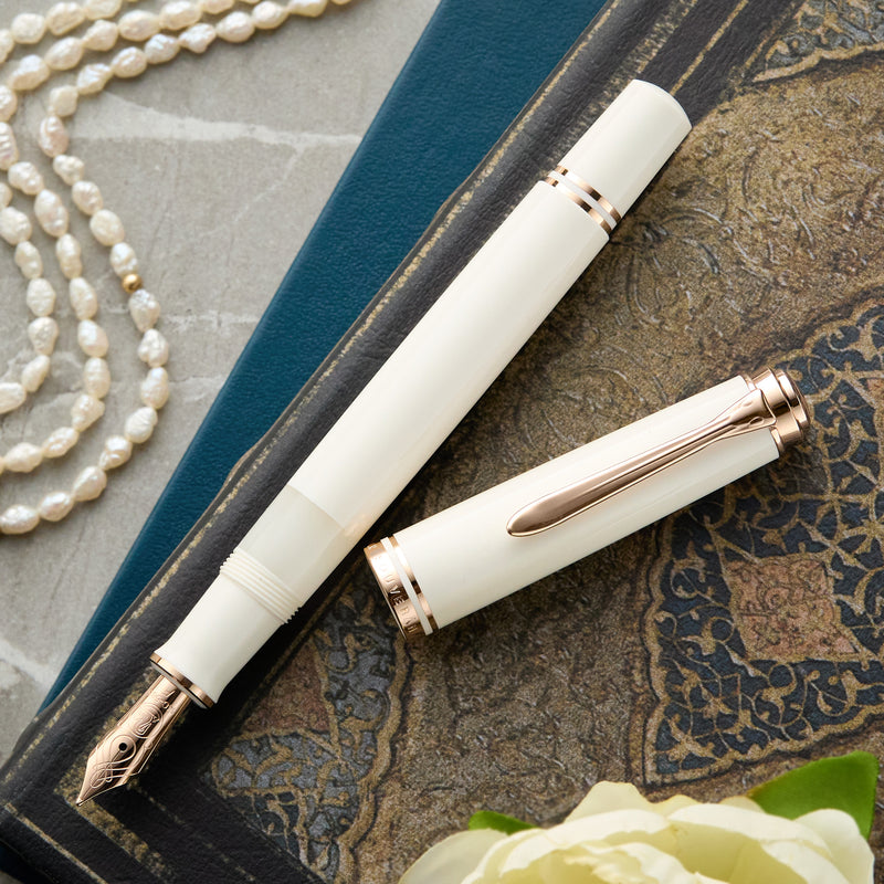 Pelikan M600 Fountain Pen - White & Rose Gold (Special Edition)