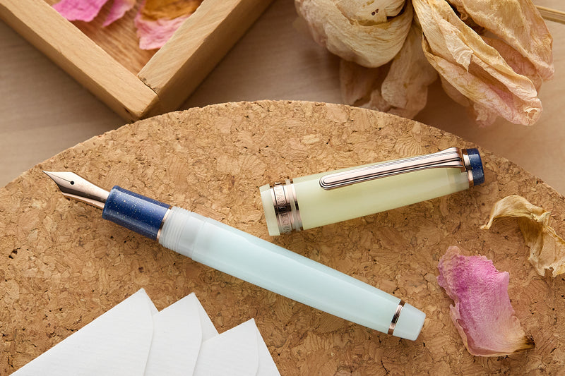(Bottom Shelf) Sailor Pro Gear Slim Fountain Pen - Hydrangea