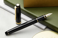 Pilot Falcon Fountain Pen - Black/Gold