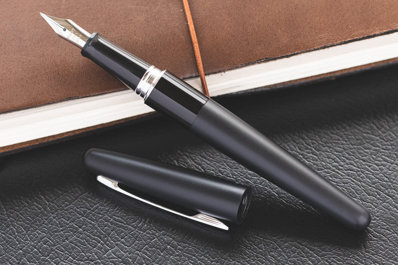 Fountain Pen Starter Bundle - Pilot Metropolitan