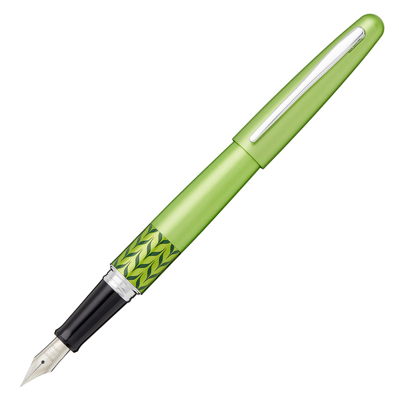 Pilot Metropolitan Fountain Pen - Retro Pop Green