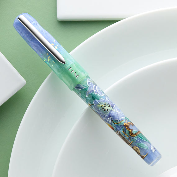 BENU Talisman Fountain Pen - White Lily