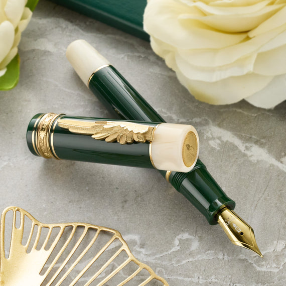 Delta CANOVA Fountain Pen (Special Edition)
