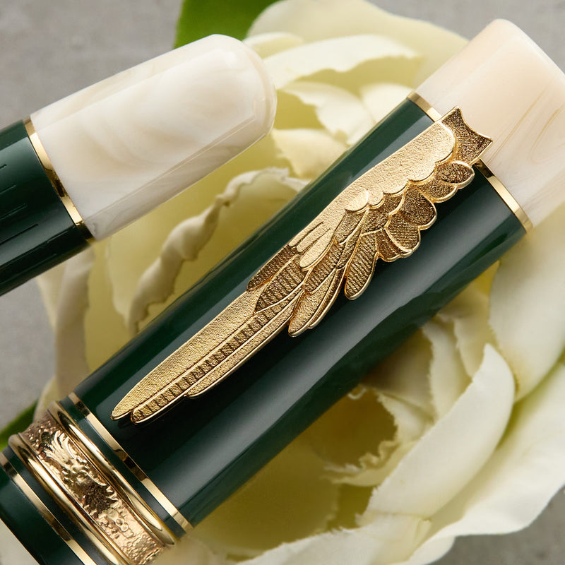 Delta CANOVA Fountain Pen (Special Edition)