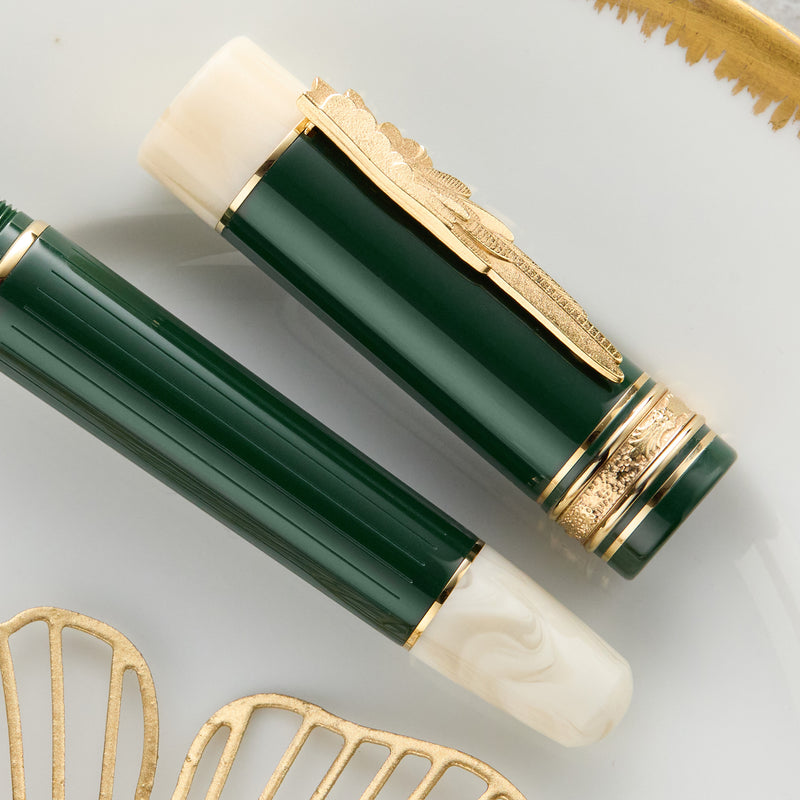 Delta CANOVA Fountain Pen (Special Edition)