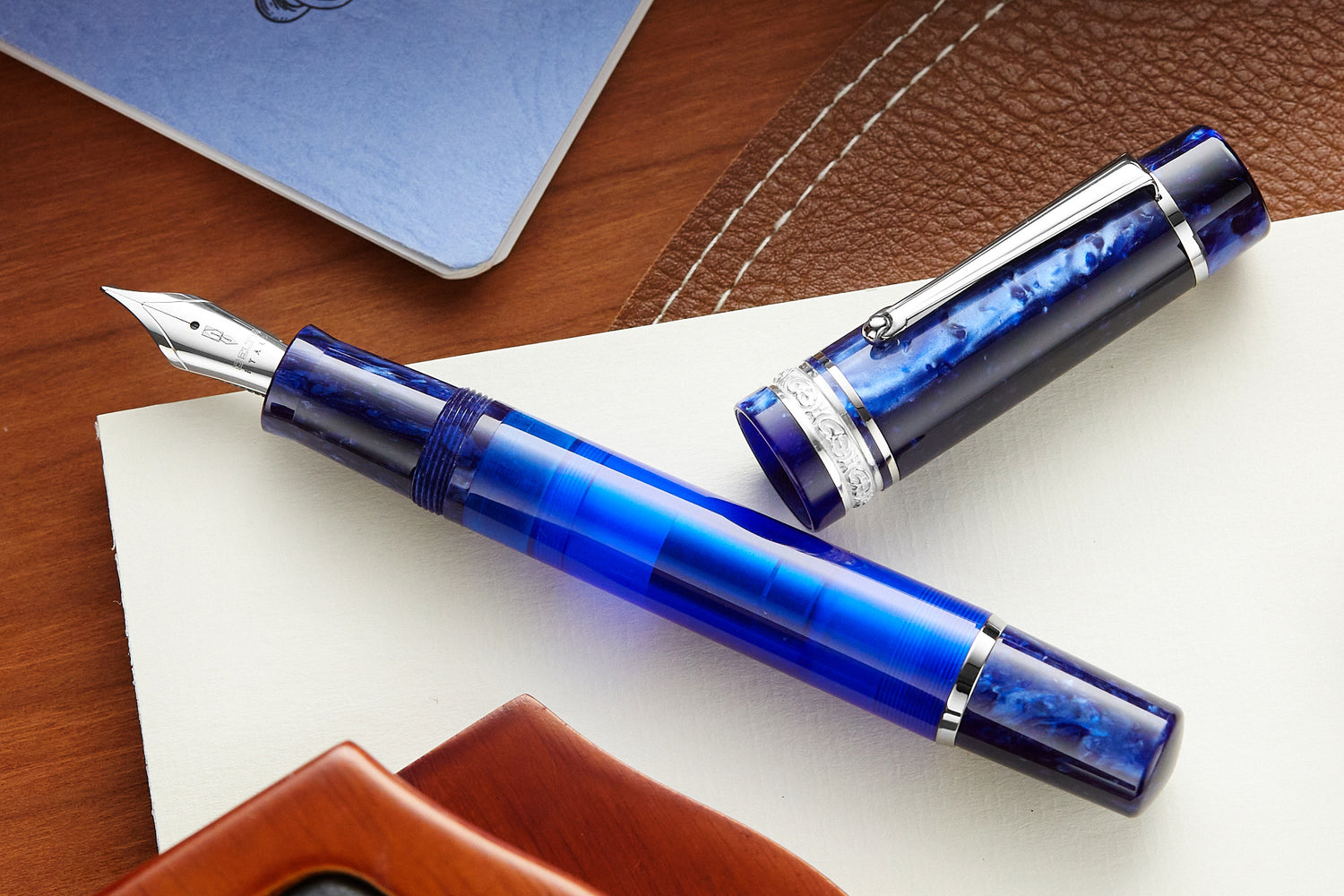 Delta DV Original Mid-Size Fountain Pen - Blue Demonstrator (Special E ...