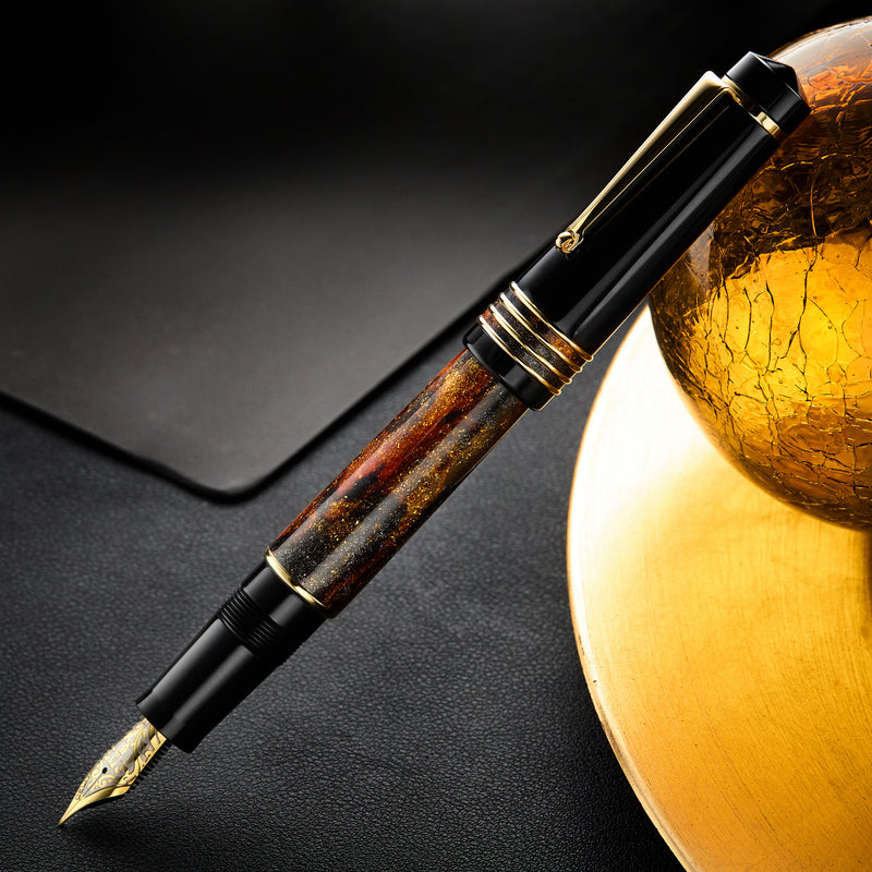 Delta DV Original Mid Size Fountain Pen - Glow Up