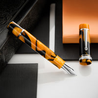 Delta DV Original Oversize Fountain Pen - Masterpiece - The