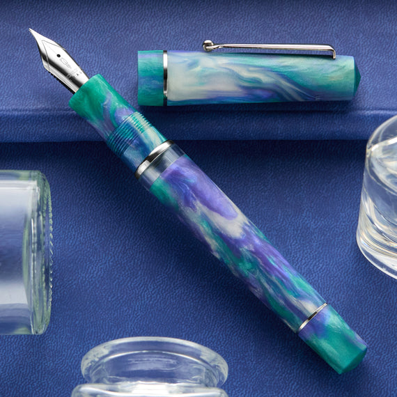 Delta Duna Fountain Pen - Reflection Pool (Limited Edition)