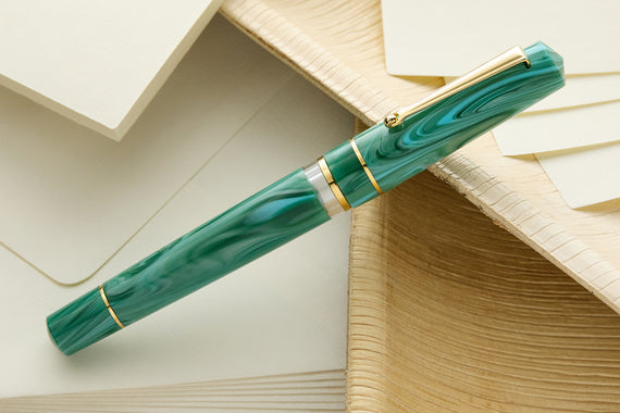 Delta Duna Fountain Pen - Vortex