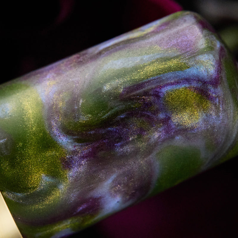 Delta Reservoir Fountain Pen - Wisteria Walk (Limited Edition)