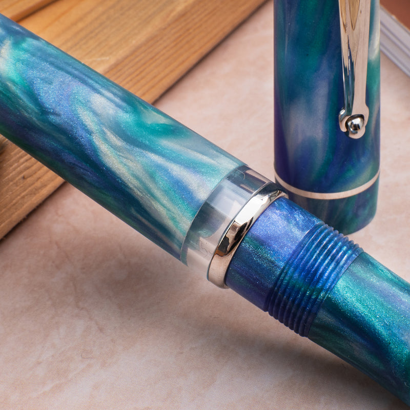 Delta Duna Fountain Pen - Reflection Pool (Limited Edition)