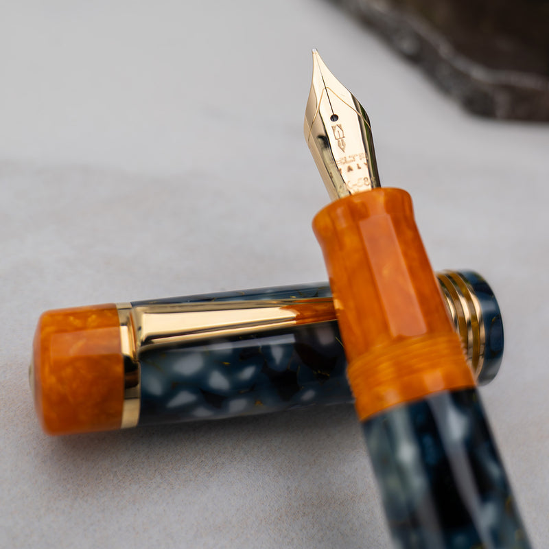 Delta Oro di Amalfi Fountain Pen (Limited Edition)