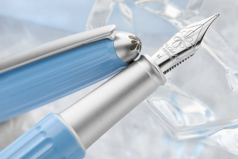 Diplomat Aero Fountain Pen - Ice Blue (Special Edition)