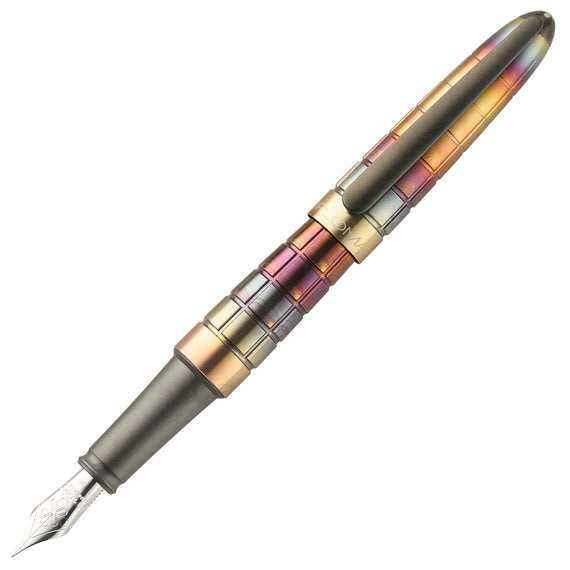 Diplomat Aero Fountain Pen - Rhomb Flame