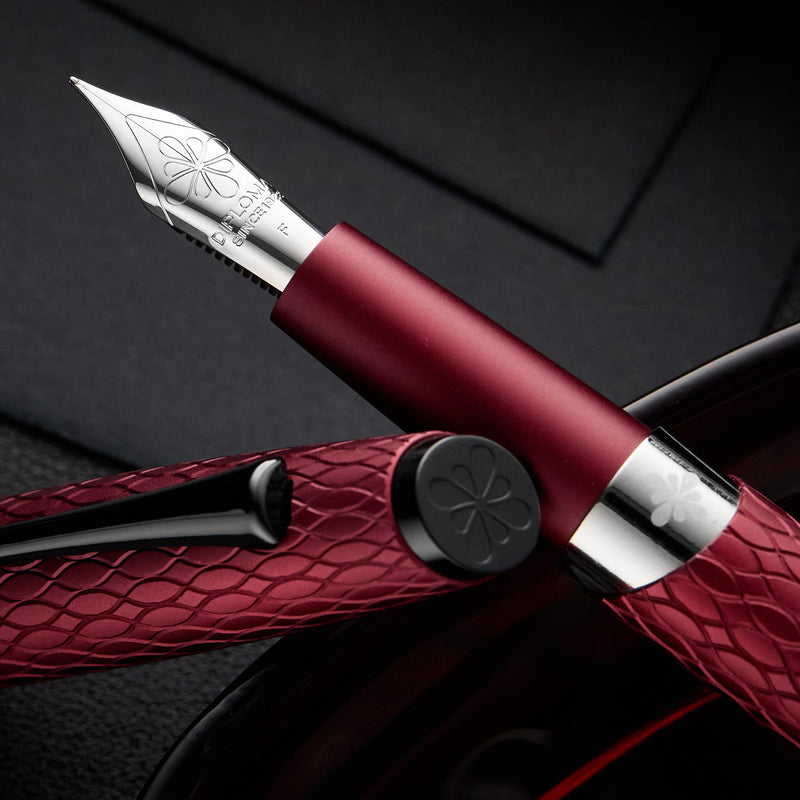 Diplomat Cobra Fountain Pen - Burgundy