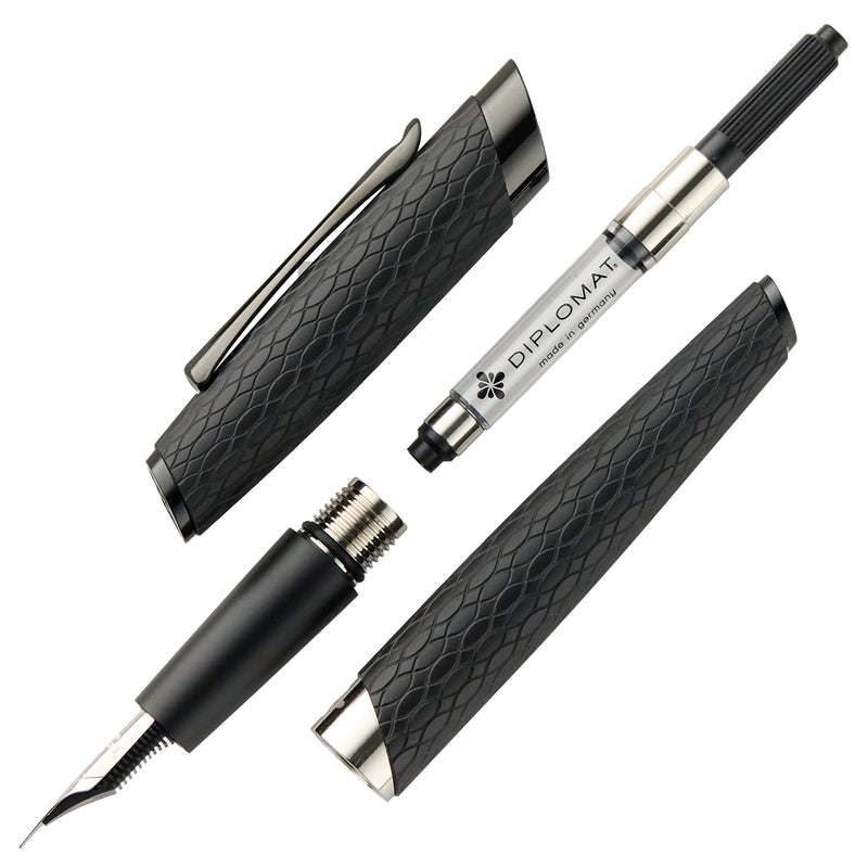 Diplomat Cobra Fountain Pen - Matte Black