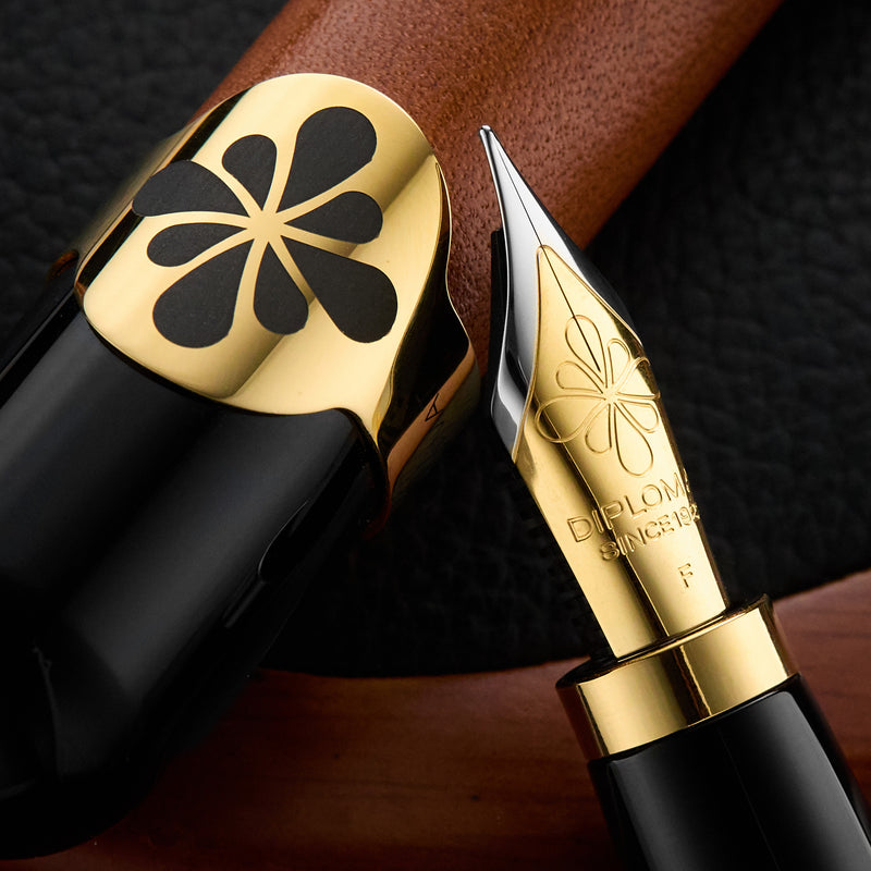 Diplomat XO Fountain Pen - Camel Leather (Limited Edition)