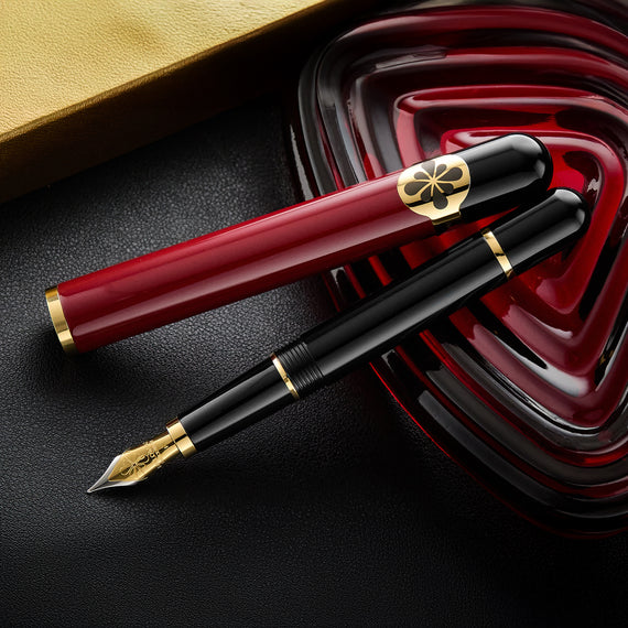 Diplomat XO Fountain Pen - Lacquered Burgundy/Gold (Special Edition)