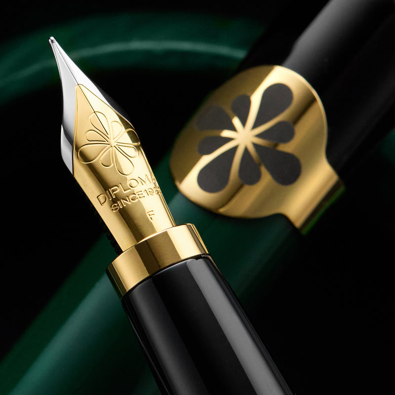 Diplomat XO Fountain Pen - Racing Green (Limited Edition)