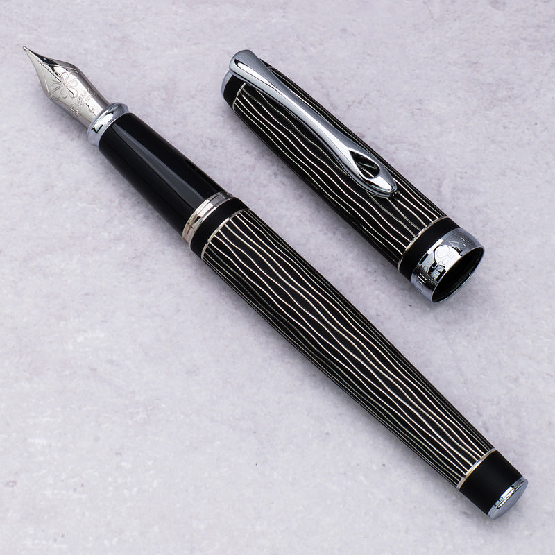 Diplomat Excellence A Plus Fountain Pen - Wave Guilloche Lapis Black