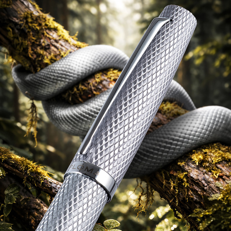 Diplomat Viper Fountain Pen - Silver