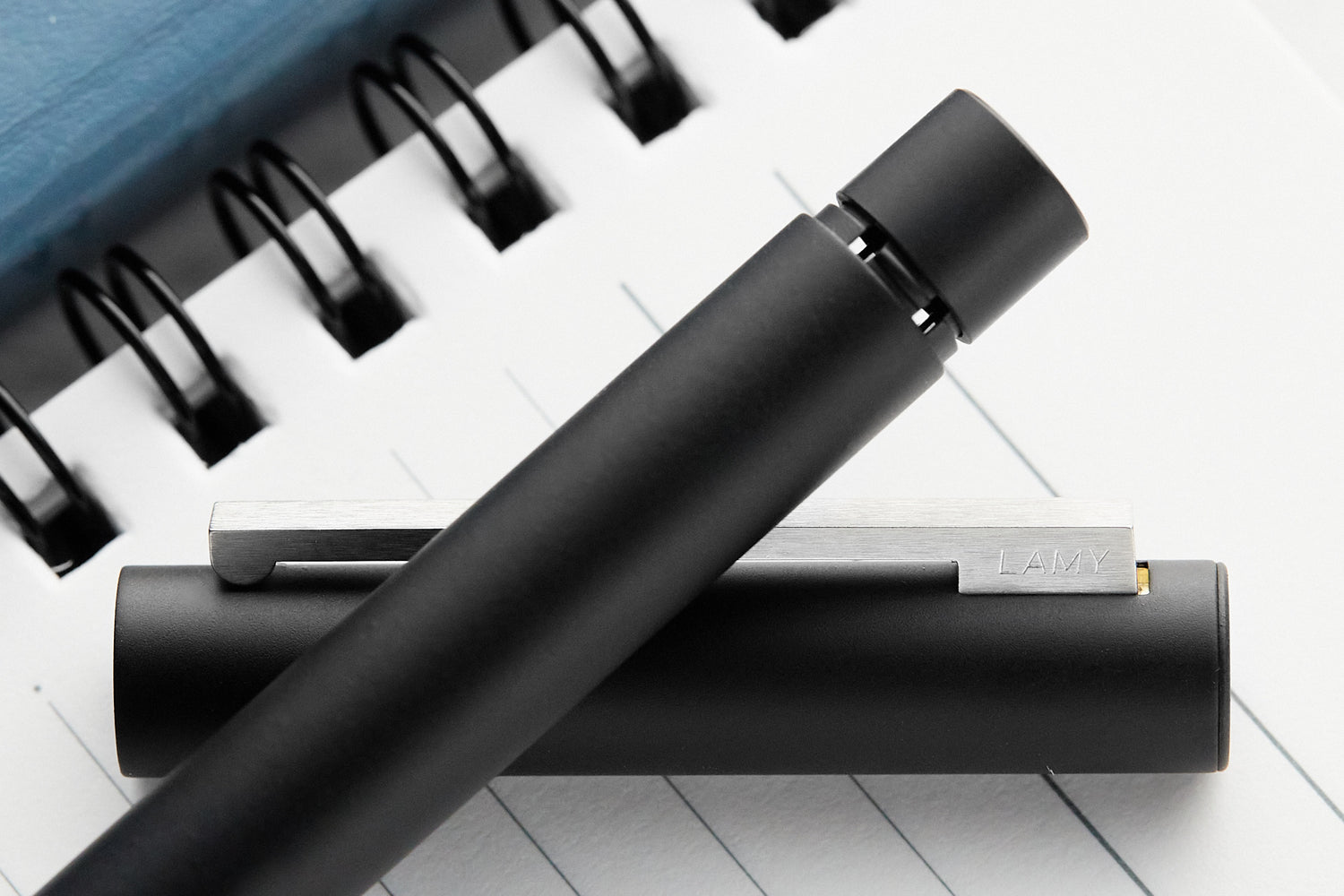LAMY cp1 Twin Pen 656 Multifunctioneel schrijfapparaat, roestvrij staal met geveerde clip en gum, balpenvulling M 21 zwart, lijnbreedte M/vulpotlood, vulling M 41 (0,5) HB LAMY cp1 Twin Pen 656 Multifunctioneel schrijfapparaat, roestvrij staal met geveerde clip en gum, balpenvulling M 21 zwart, lijnbreedte M/vulpotlood, vulling M 41 (0,5) HB