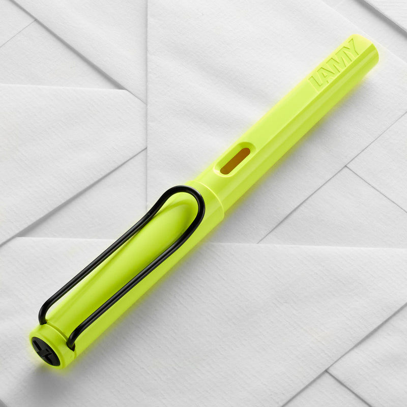 LAMY safari Fountain Pen - neonyellow (Special Edition)