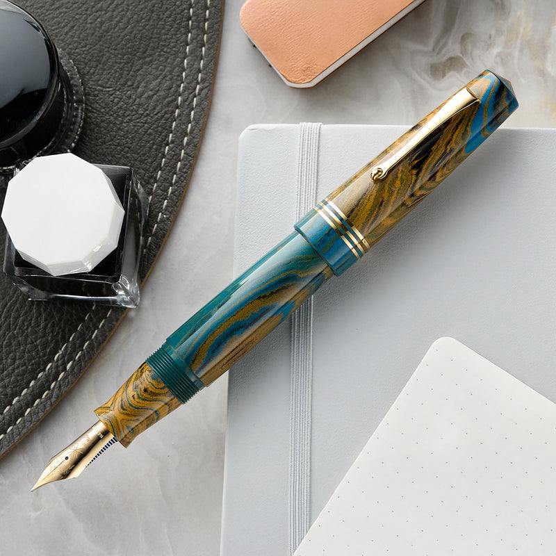 Maiora Everest Fountain Pen - Celestia