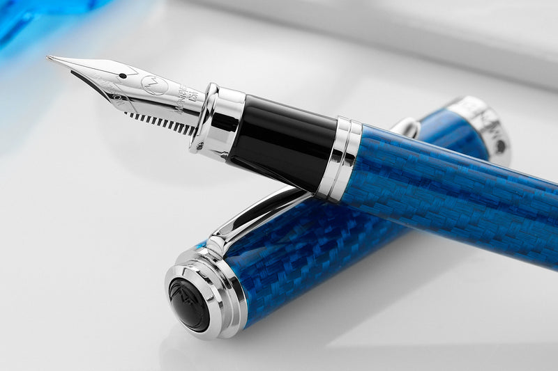 Monteverde Innova Fiberglass Fountain Pen - Sapphire (Special Edition)