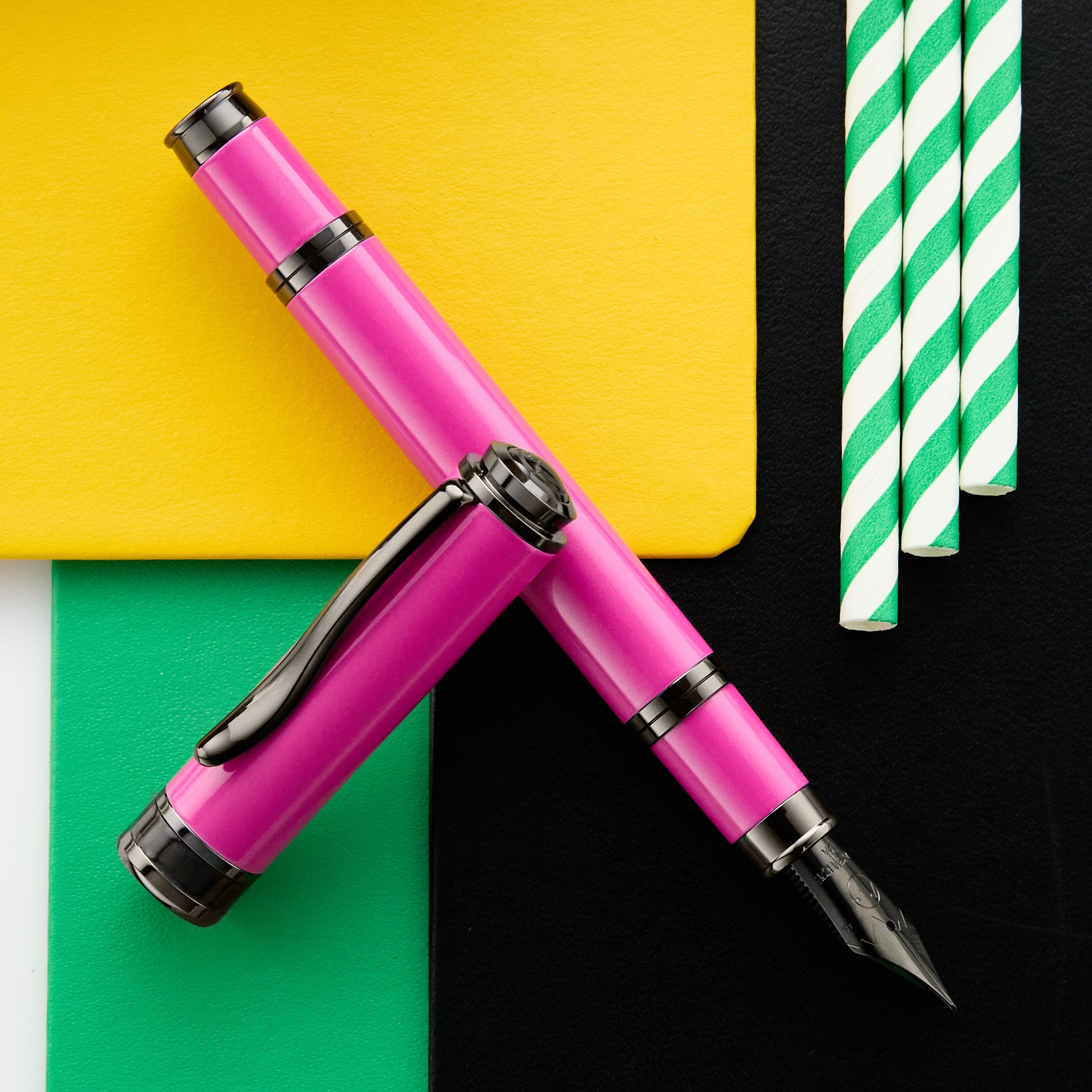 Monteverde Innova Fountain Pen & Ink Set - Hot Pink (Limited Edition ...