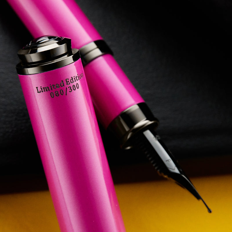 Monteverde Innova Fountain Pen & Ink Set - Hot Pink (Limited Edition)