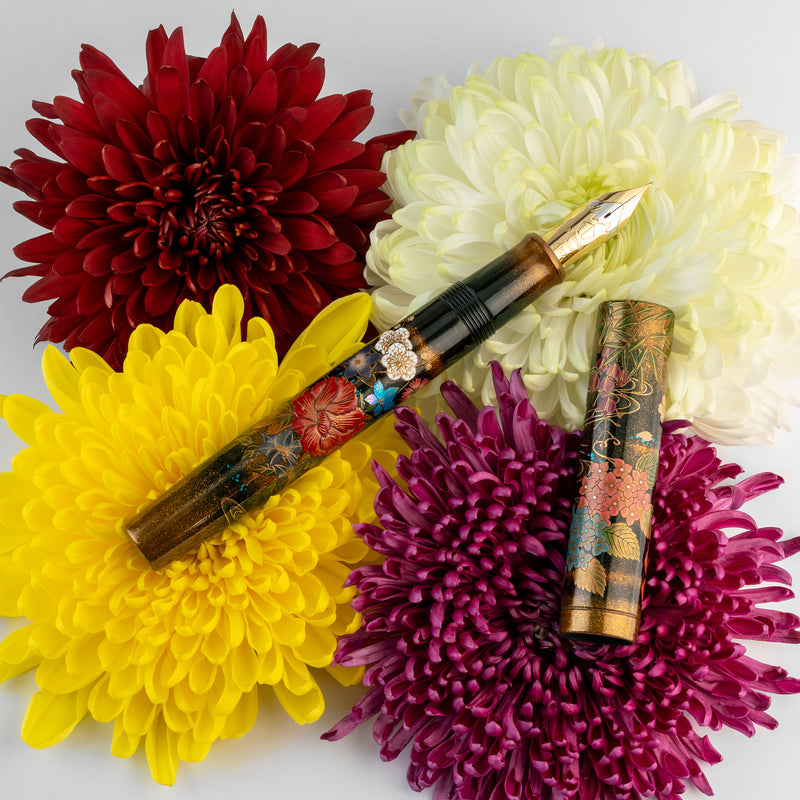 Namiki Emperor Maki-e Fountain Pen - Blooming Flowers in Profusion (Limited Edition)