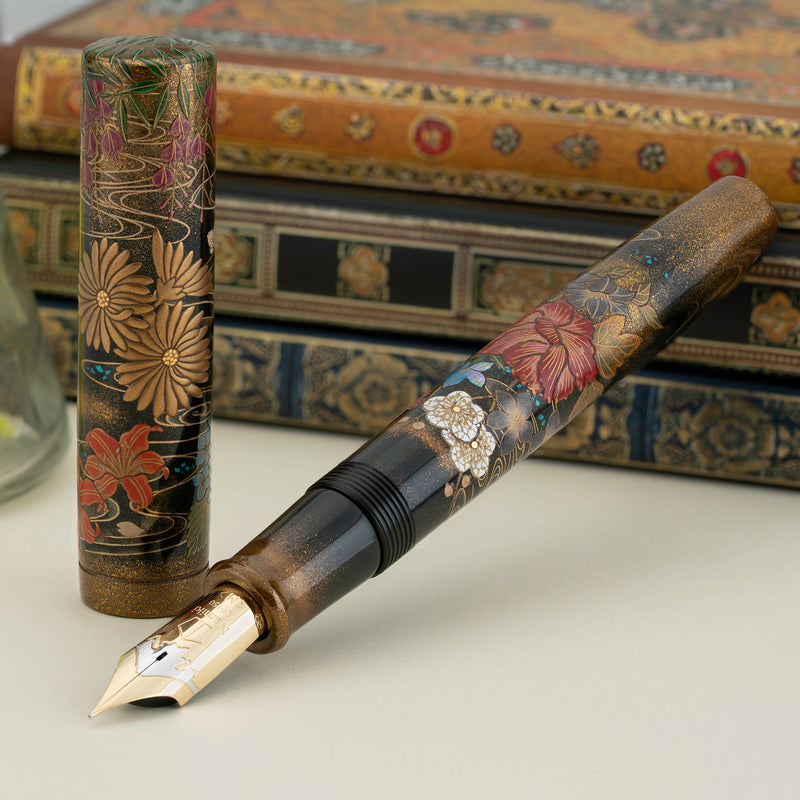 Namiki Emperor Maki-e Fountain Pen - Blooming Flowers in Profusion (Limited Edition)