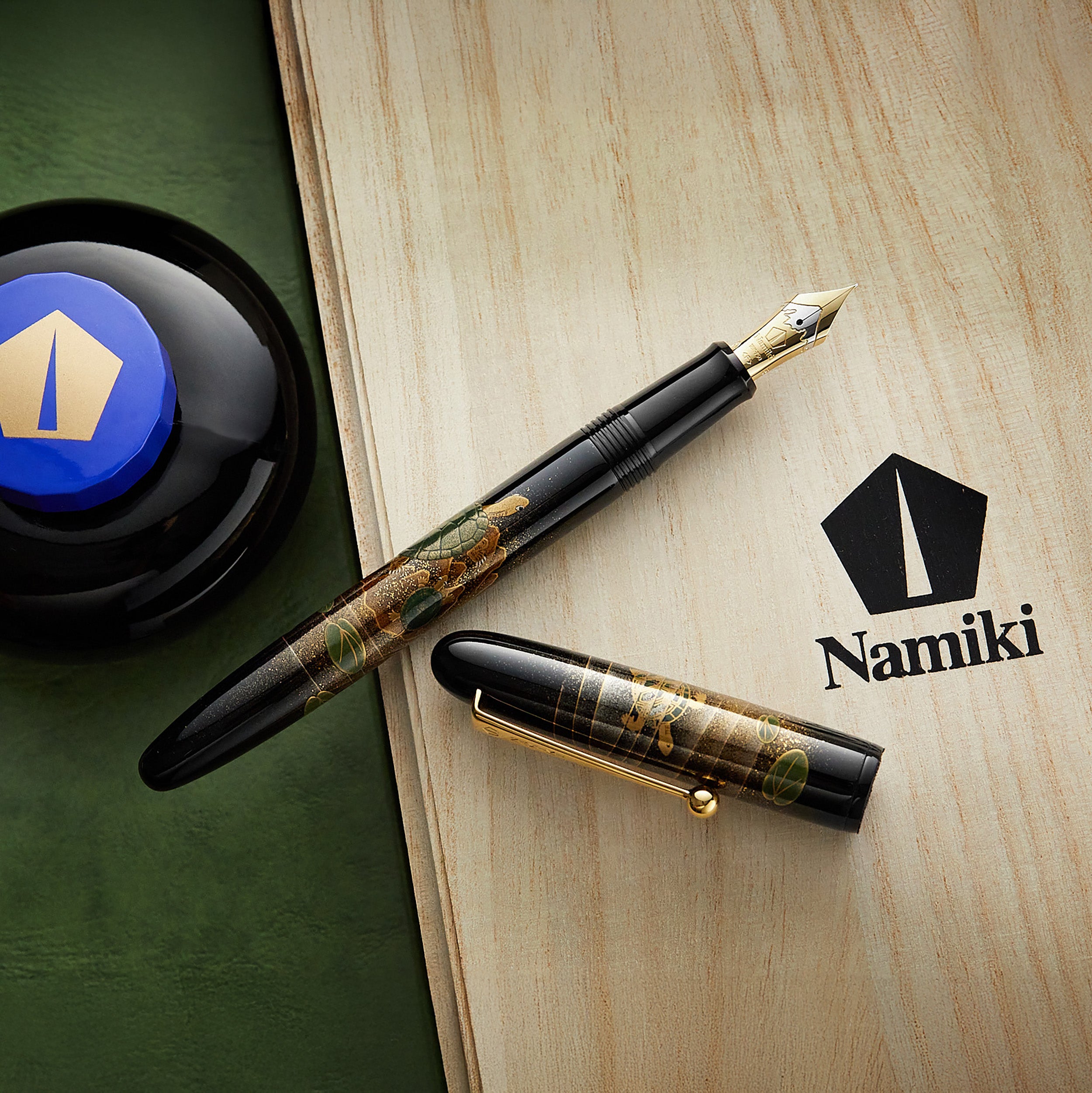 Namiki-Yukari-Turtle-3-sq.jpg?