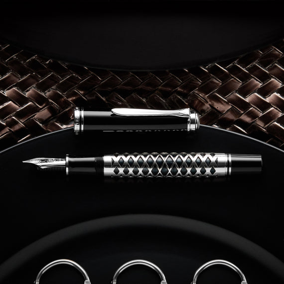 Pelikan M805 Fountain Pen - Metal Sleeve (Special Edition)