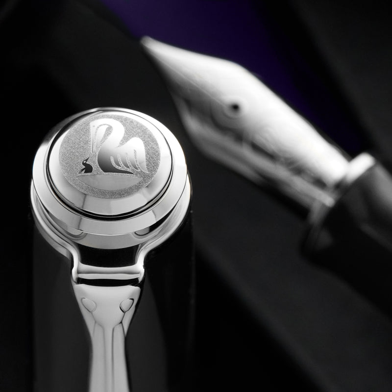 Pelikan M815 Fountain Pen - Metal Striped Black (Special Edition)