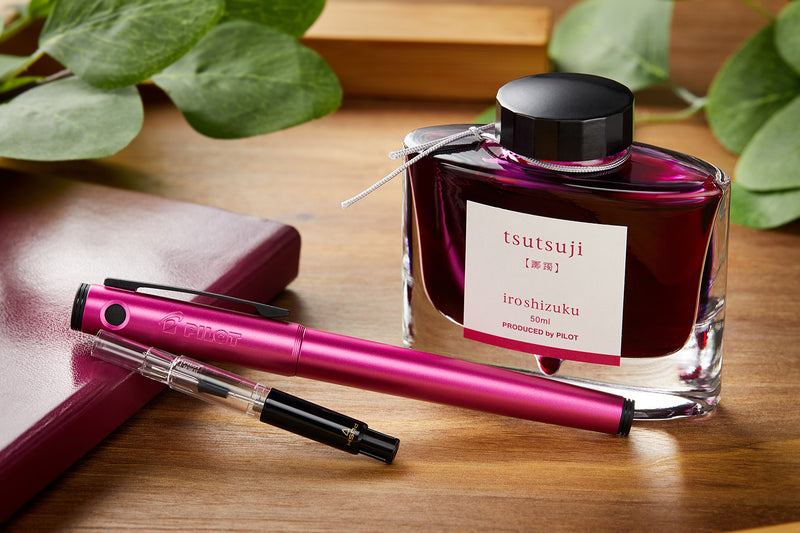 Pilot Explorer Fountain Pen & Ink Set - Barbiecore