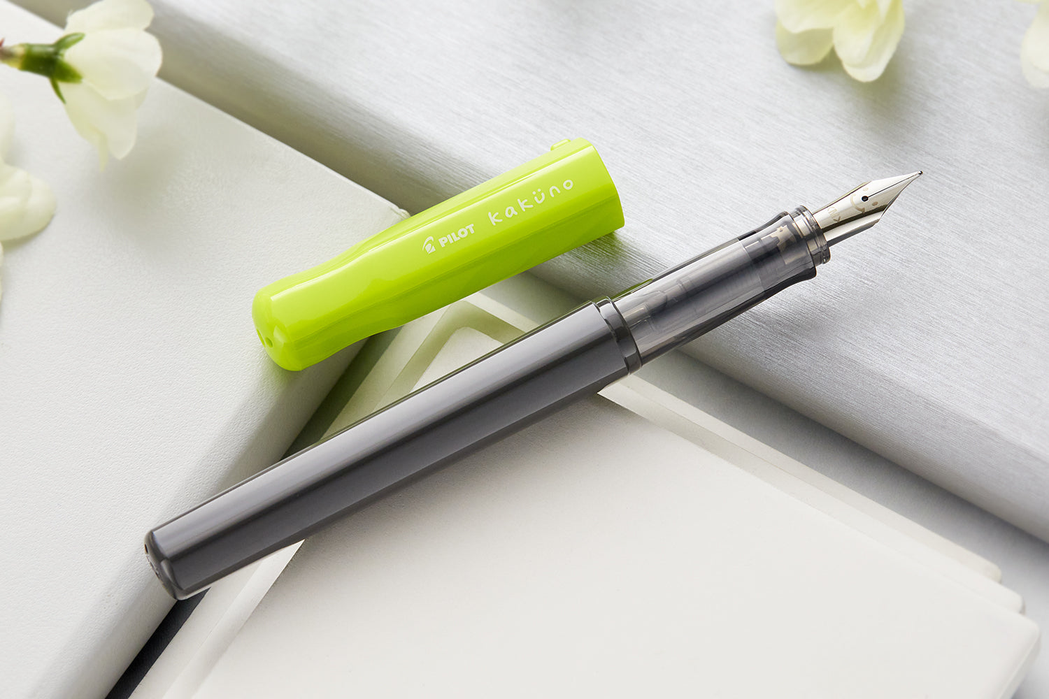 Pilot Kakuno Fountain Pen in Lime Green/Grey - Medium Point - Goldspot Pens