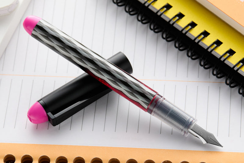 Pilot Precise Varsity Fountain Pen - Pink