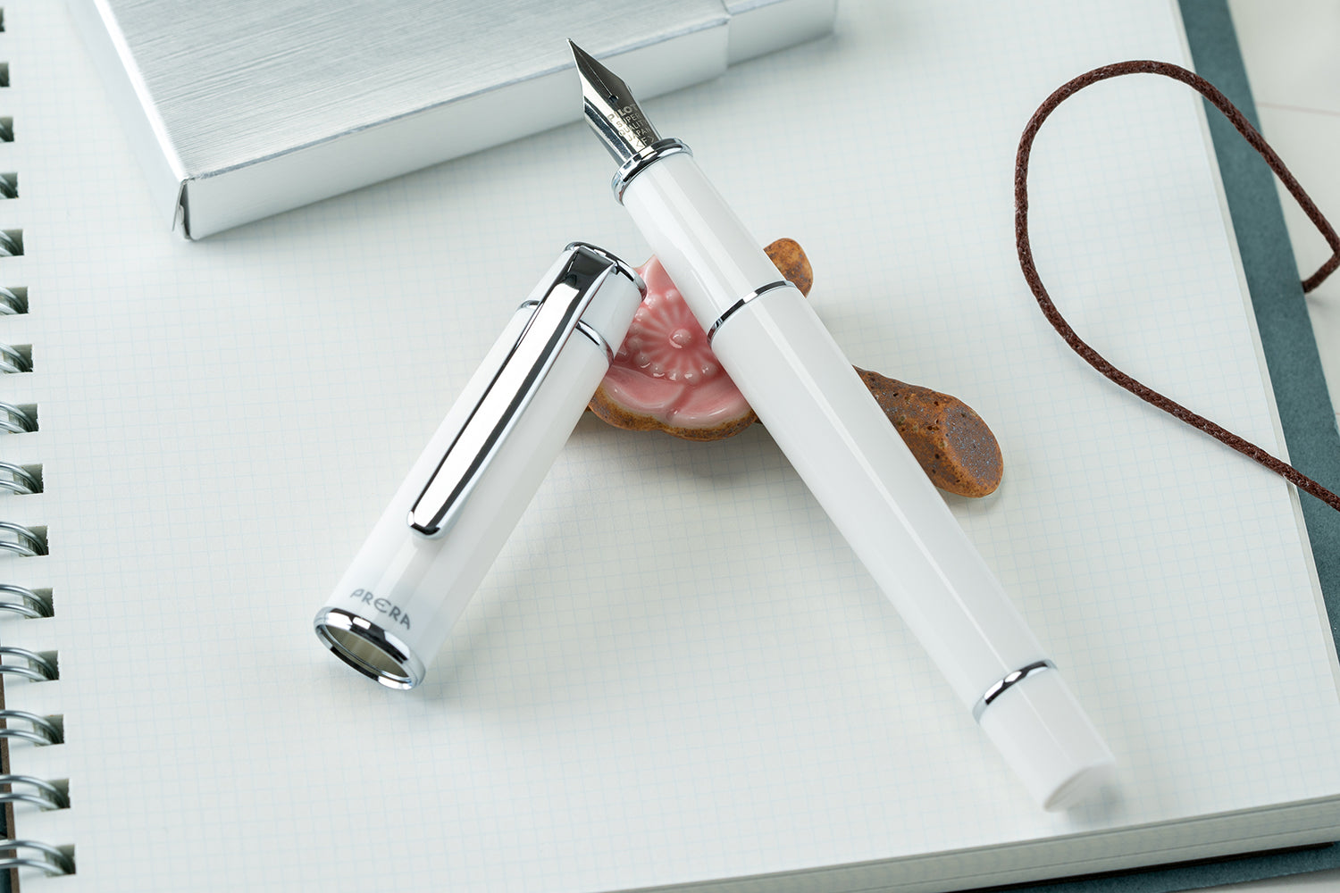 Prera Pilot Prera Fountain Pen - Porcelain White - The Goulet Pen Company