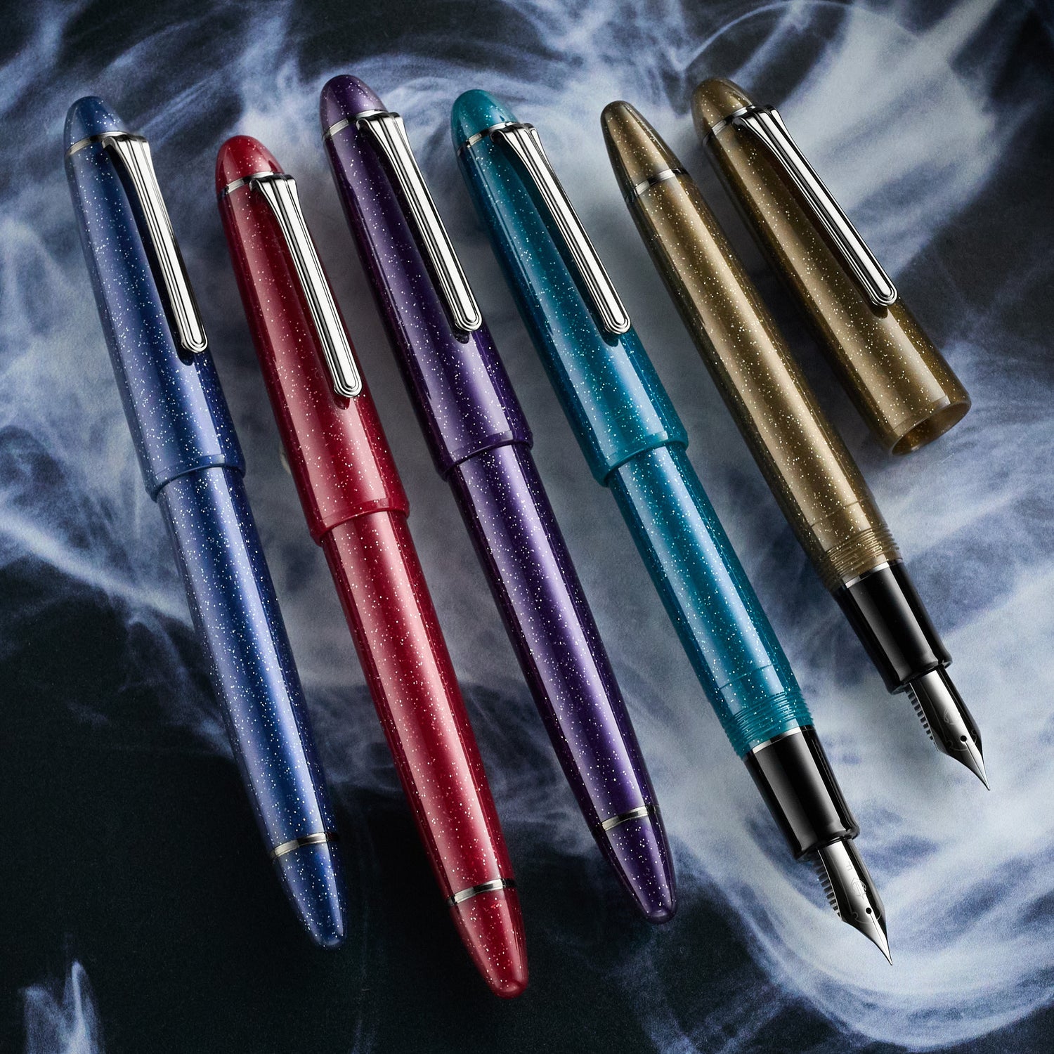 Sailor 1911 Casual L Fountain Pen - Supernova Crimson (Limited